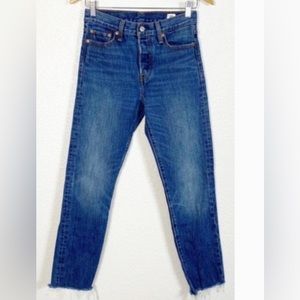 Levi’s fringe crop jeans size 27
